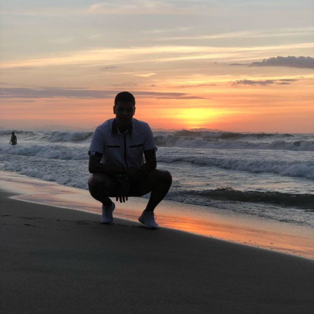 Meet your Posher, Cristian